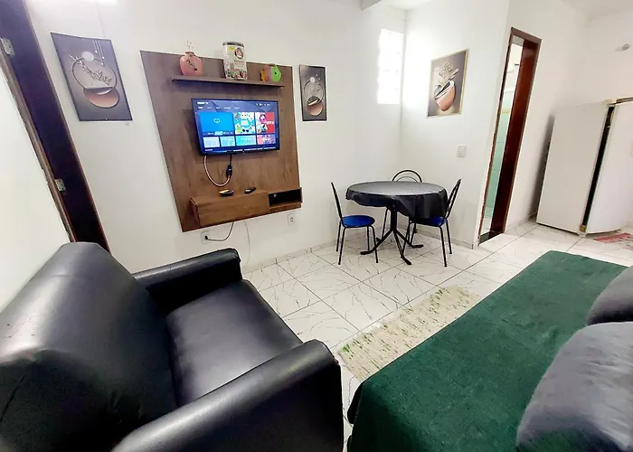 Kitnet Confortável em Cabo Frio Ar Smart TV